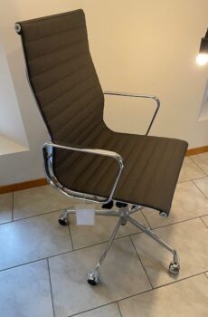 Vitra Alu Chair EA119 (Charles&Ray Eames 1958)