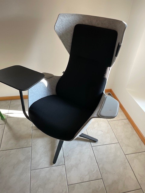 Klöber Relaxsessel Woom mit Technikpakete (Massagefunktion)